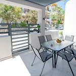 Appartement 2 Bedroom Koshomes1