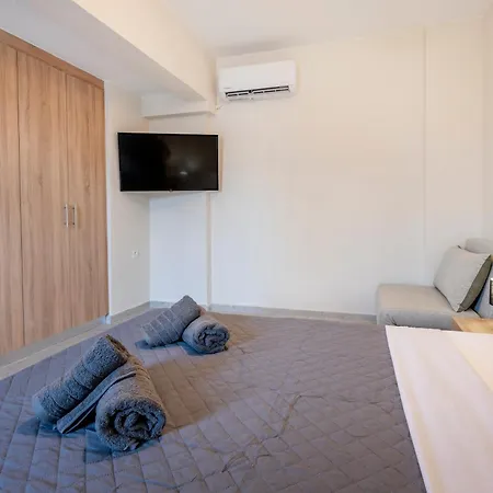 アパート 2 Bedroom Koshomes1