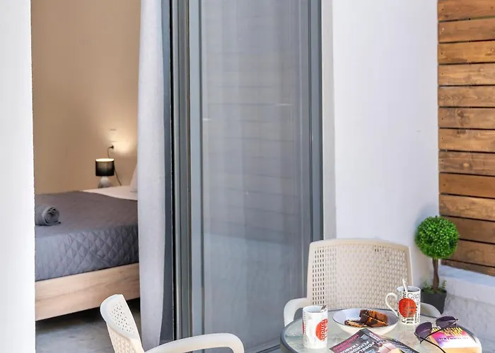 2 Bedroom Koshomes1 *