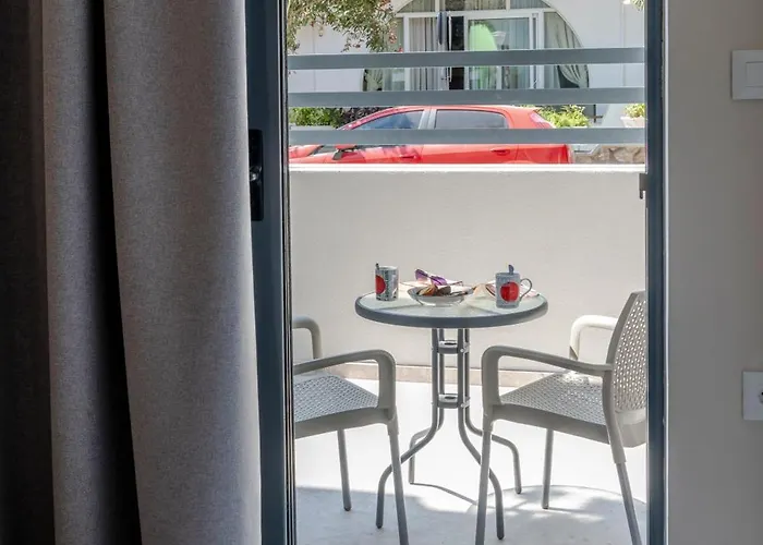 Apartamento 2 Bedroom Koshomes1